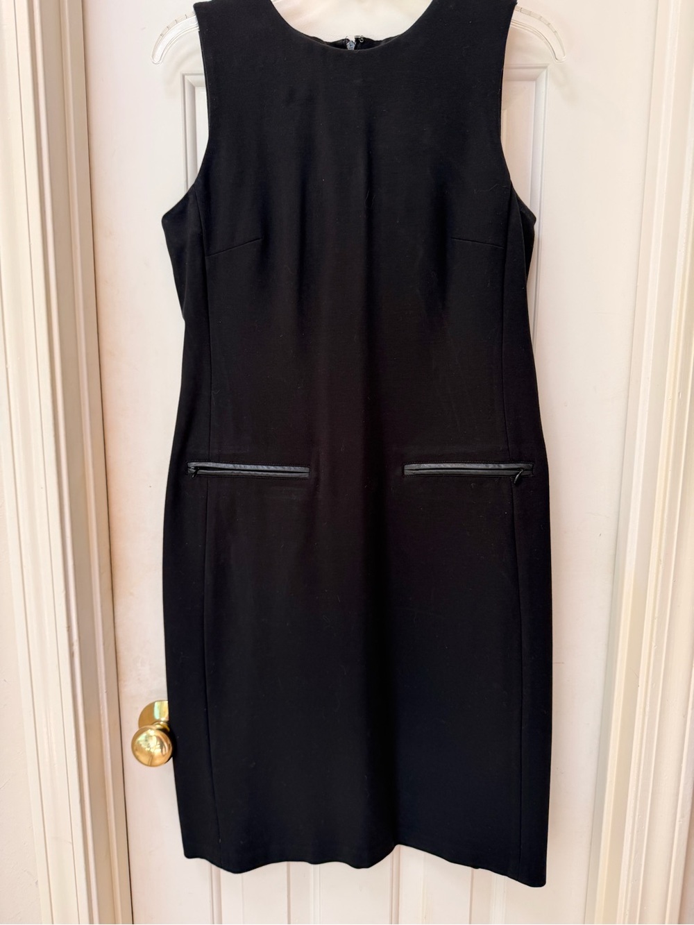 Talbots Classic Black Sleeveless Sheath Dress, Leather Trim Pockets, Sz 4 - Picture 7 of 13